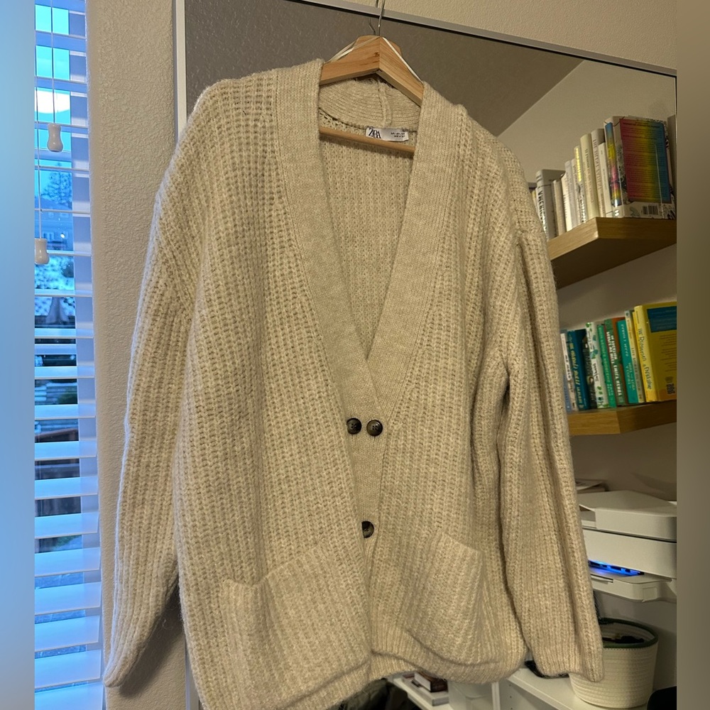 Zara Cardigan